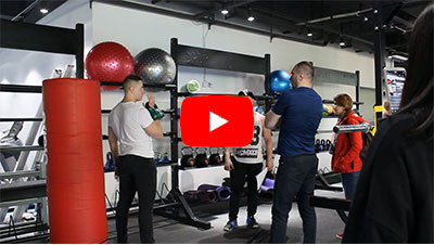 Customers from Russia are testing gym equipment in BFT Fitness.