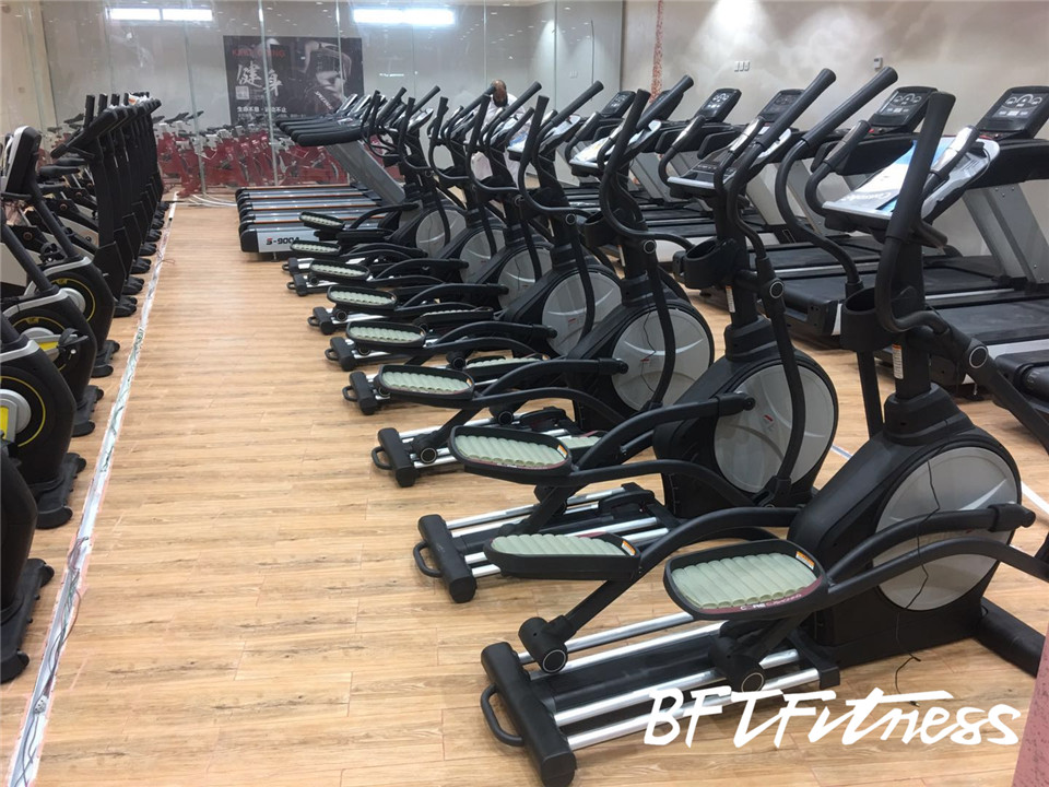 Saudi Women's Gym Elliptical machine